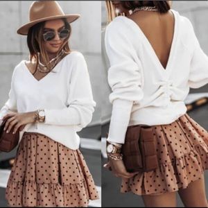 Lightweight V-Neck Sweater with Ruching detail